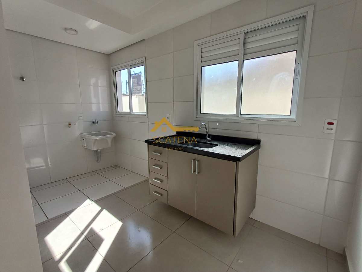  - Apartamento térreo/garden com 2 dormitórios (01 suíte) no Mangal