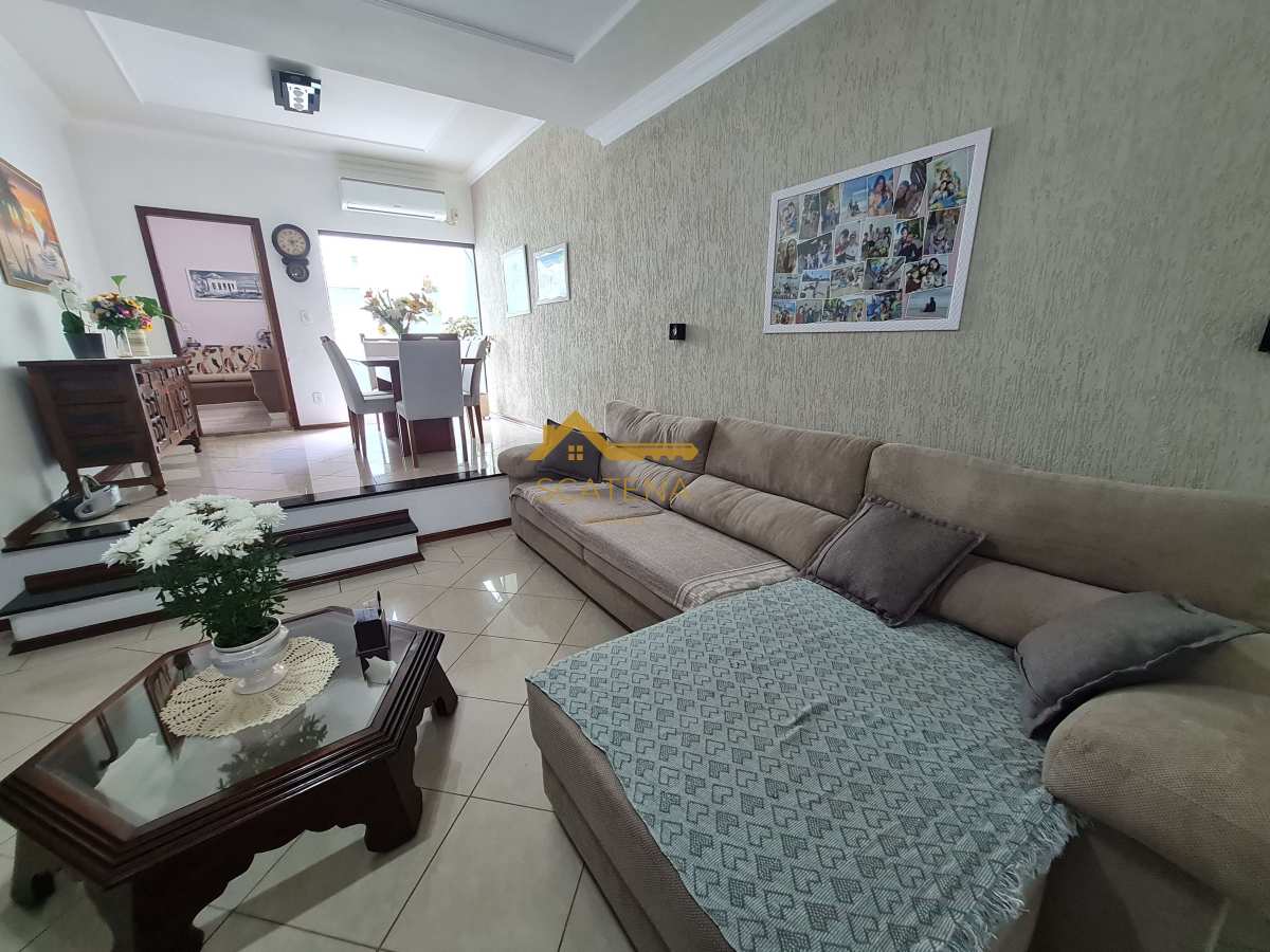 Casa à venda com 3 quartos, 230m² - Jardim Emília,Sorocaba