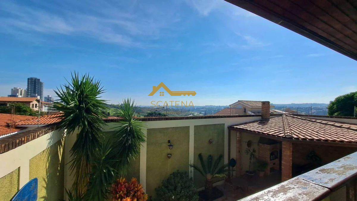  - Casa à venda , 4 dormitórios sendo 01 suíte no Parque Bela Vista