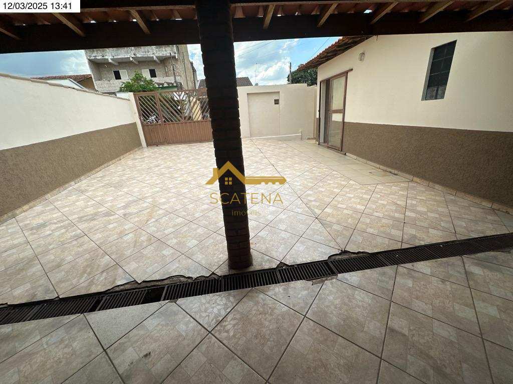  - Casa à venda, no Casa de Rua em Araçoiaba da Serra, Nova Araçoiaba, com 4 quartos, 180m²