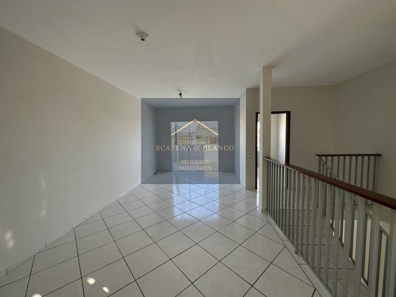 Casa à venda, no Casa de Rua em Votorantim, Parque Jataí, com 2 quartos, 180m² - Scatena Imóveis