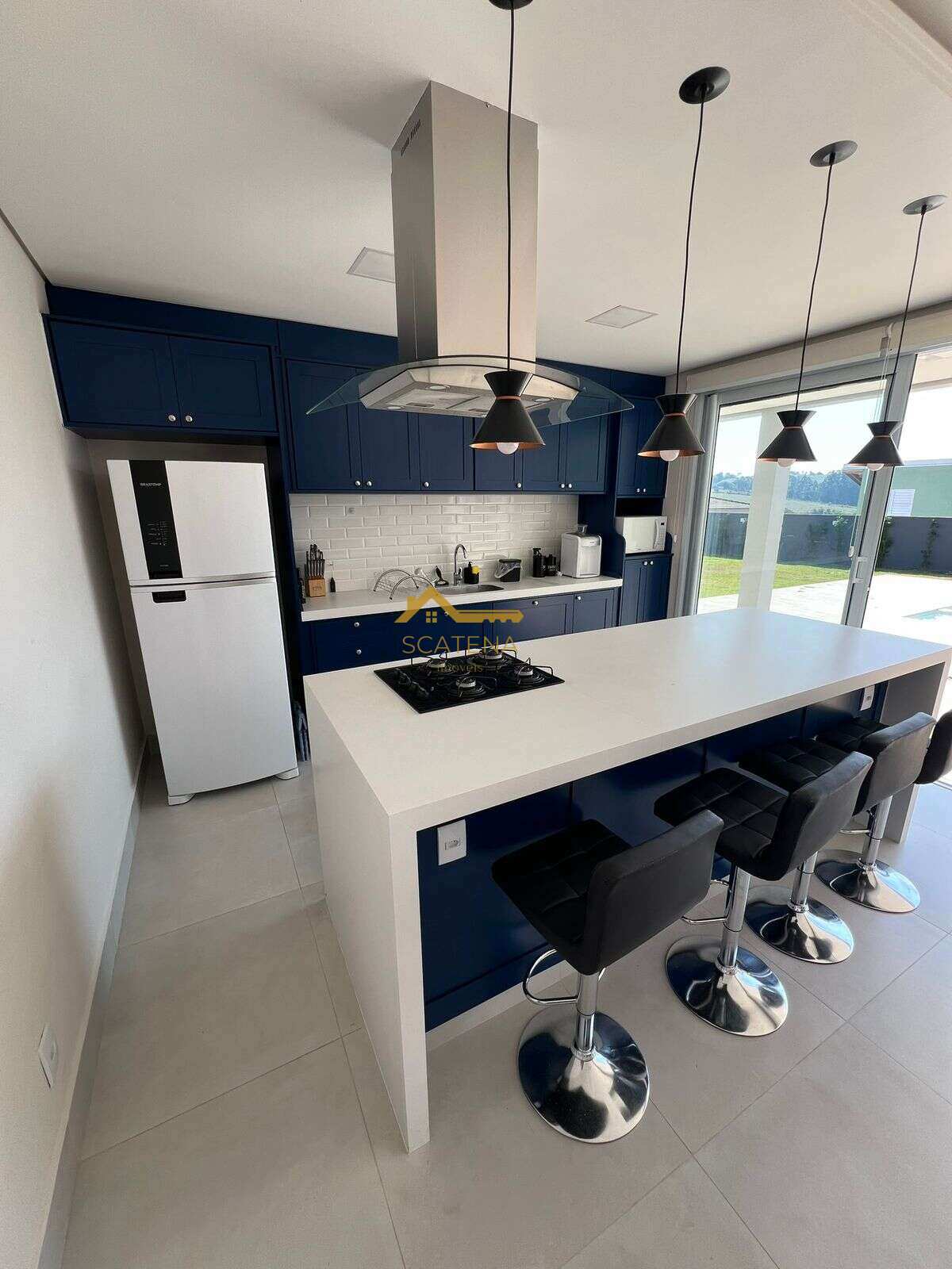  - Casa de condomínio à venda, no Condomínio Village da Serra em Araçoiaba da Serra, Condomínio Village da Serra, com 3 quartos, 240m²