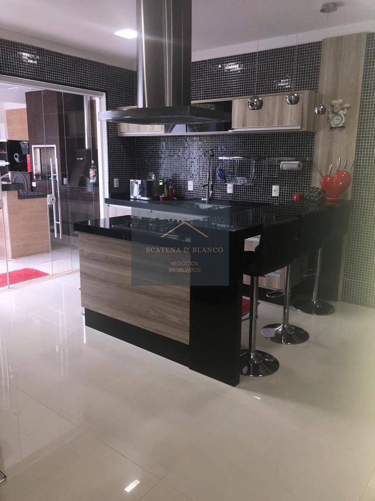  - Casa de condomínio à venda, no Condomínio Villa dos Inglezes,  em Sorocaba, Condomínio Villa dos Inglezes, com 3 quartos, 315m²