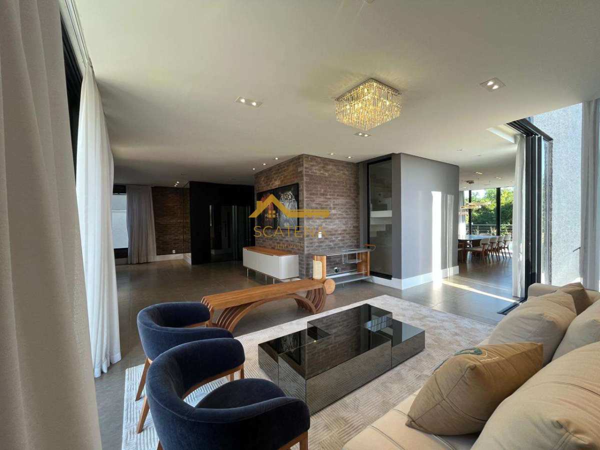  - Casa espetacular com ELEVADOR, MOBILIADA, terreno de 820m² e área construida de 401 m²,  Condomínio Alphaville Nova Esplanada