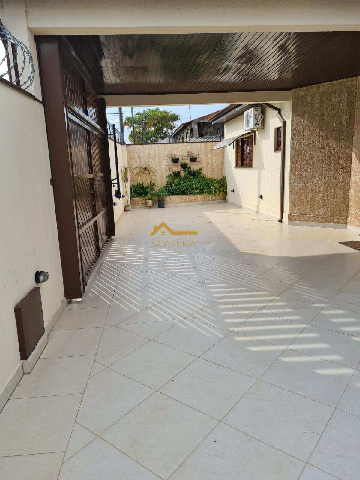  - Casa Vila Barão 3 suítes com piscina