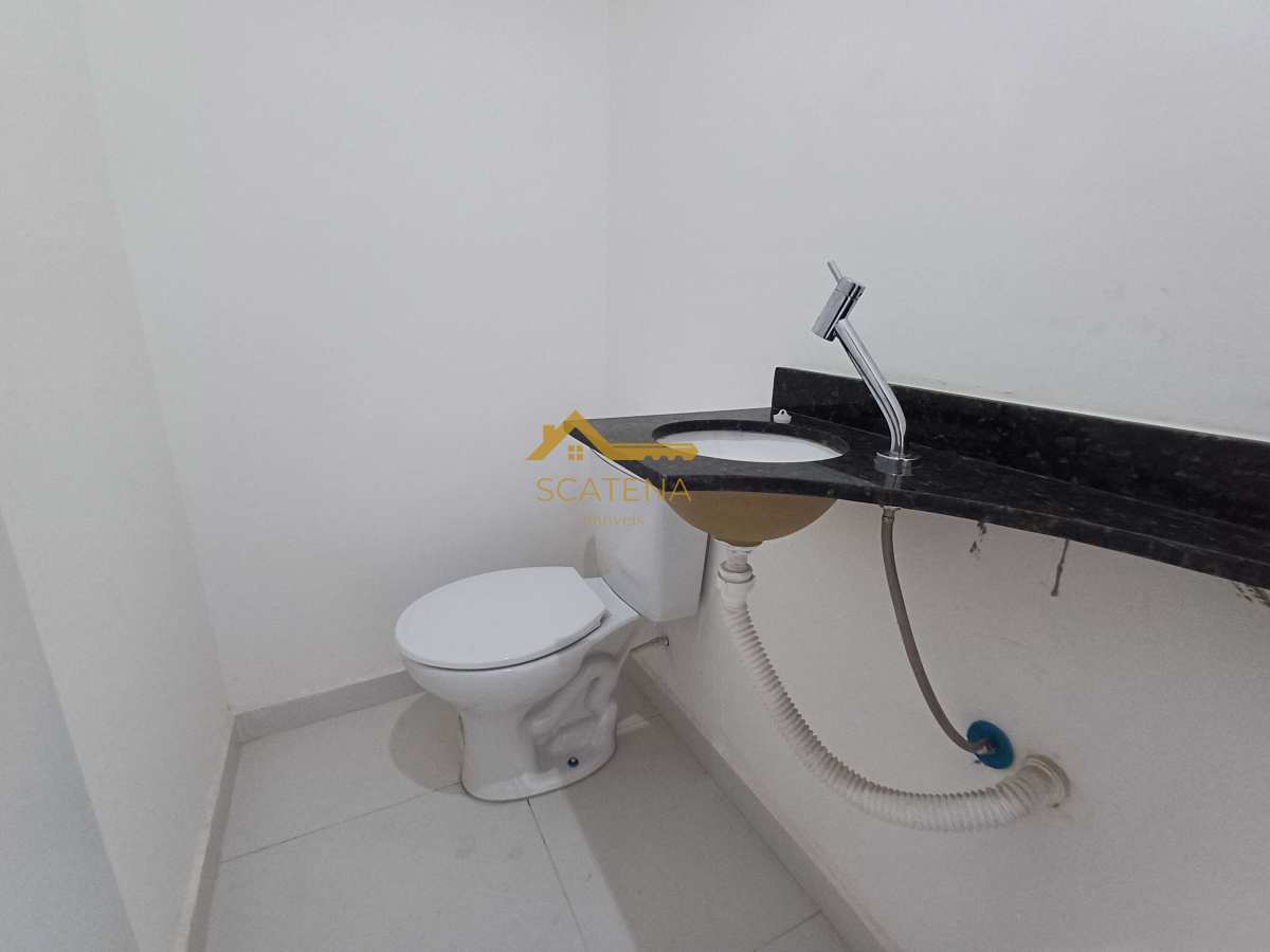  - Casas de 2 ou 3 dormitórios, com suíte e closet!