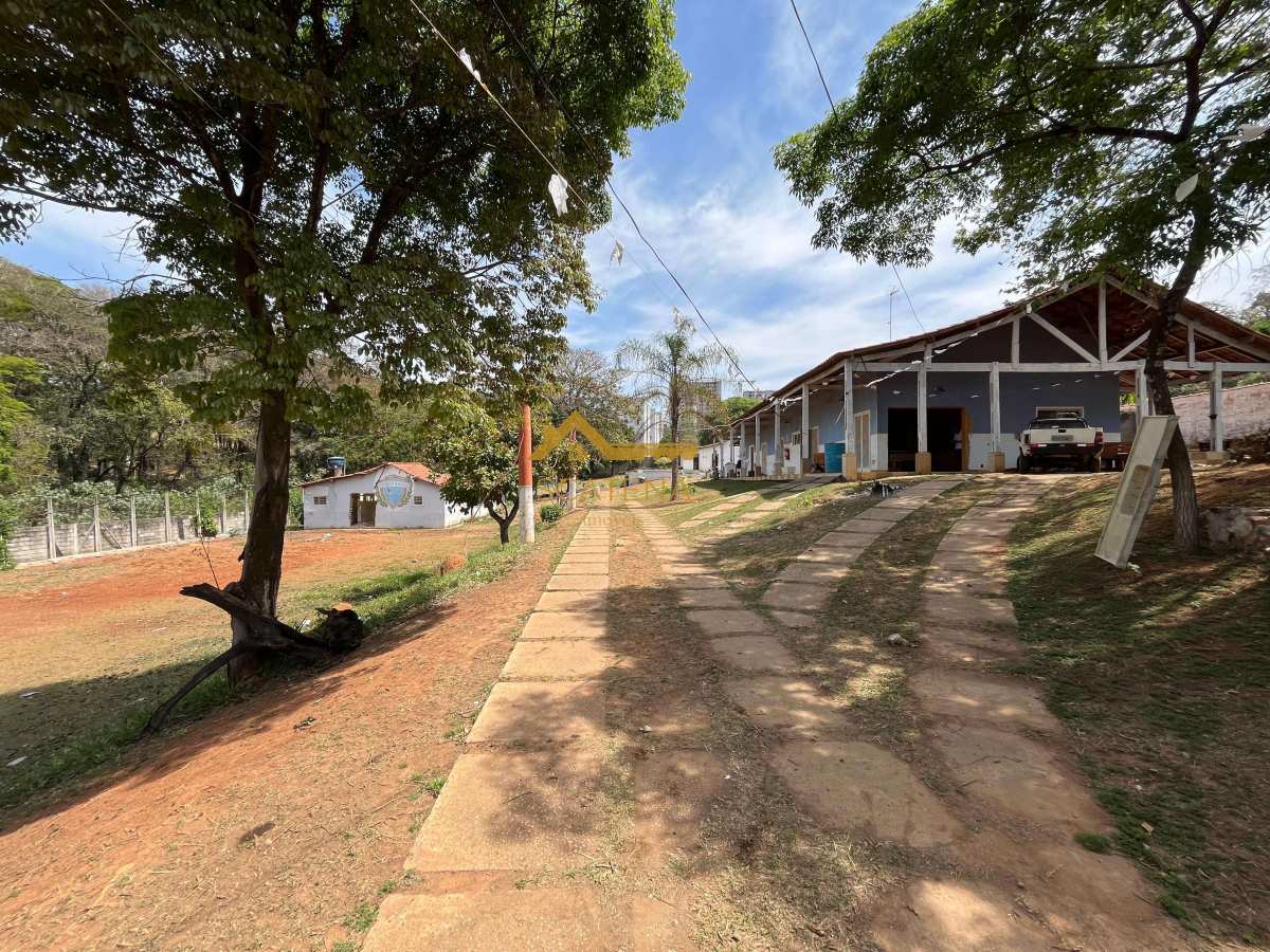  - Chácara à venda em Sorocaba, Caguassu, com 4 quartos, 642m²