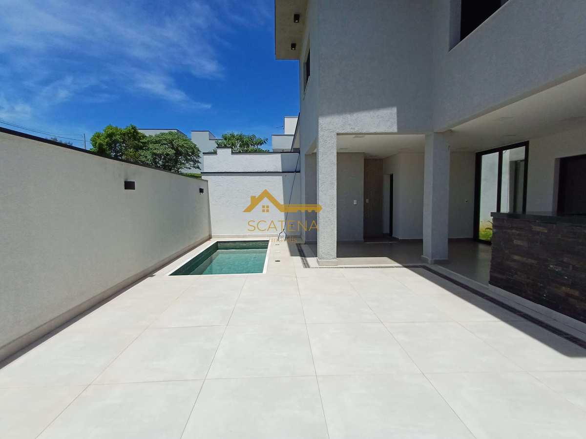  - Sobrado novo com 03 suítes e piscina, 245 M²