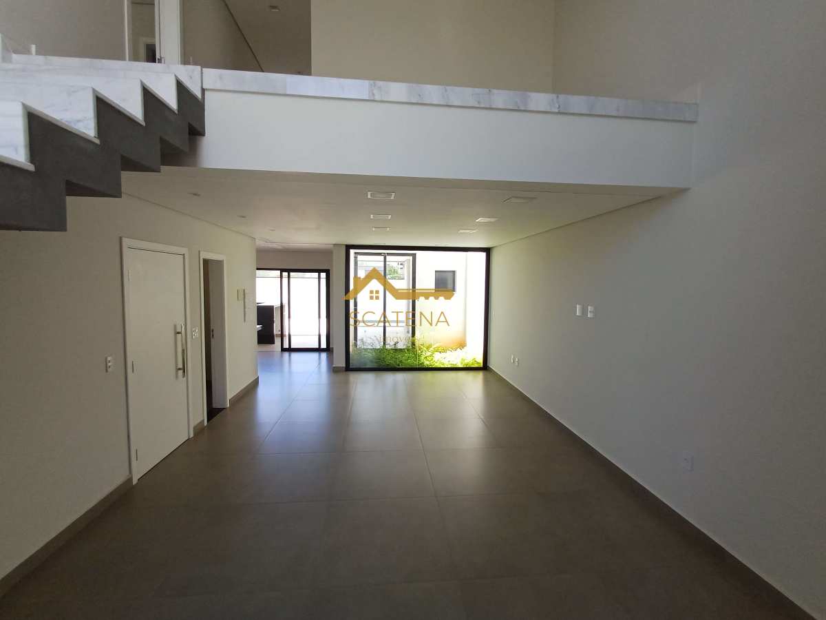  - Sobrado novo com 03 suítes e piscina, 245 M²