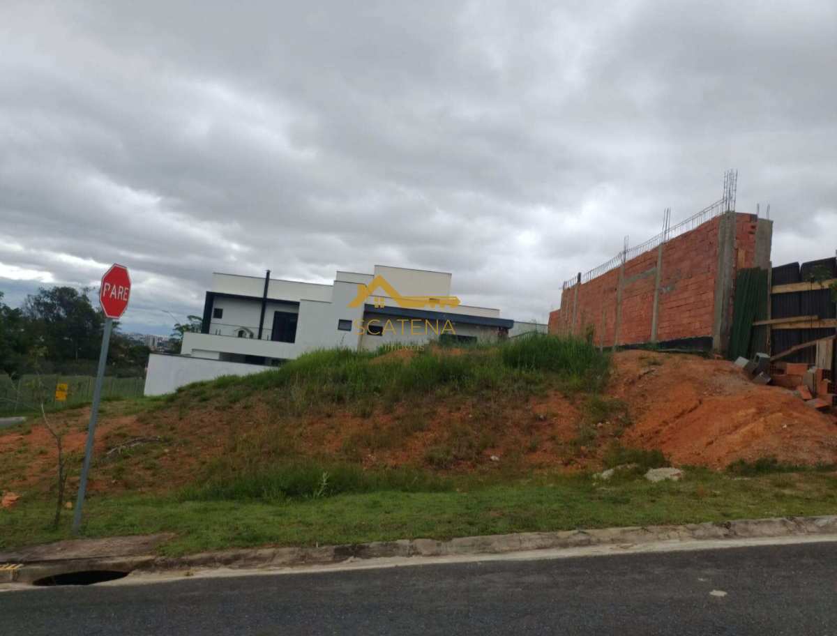 Terreno Aclive à venda no Condomínio Sunlake em Sorocaba, 250m² - Scatena Imóveis