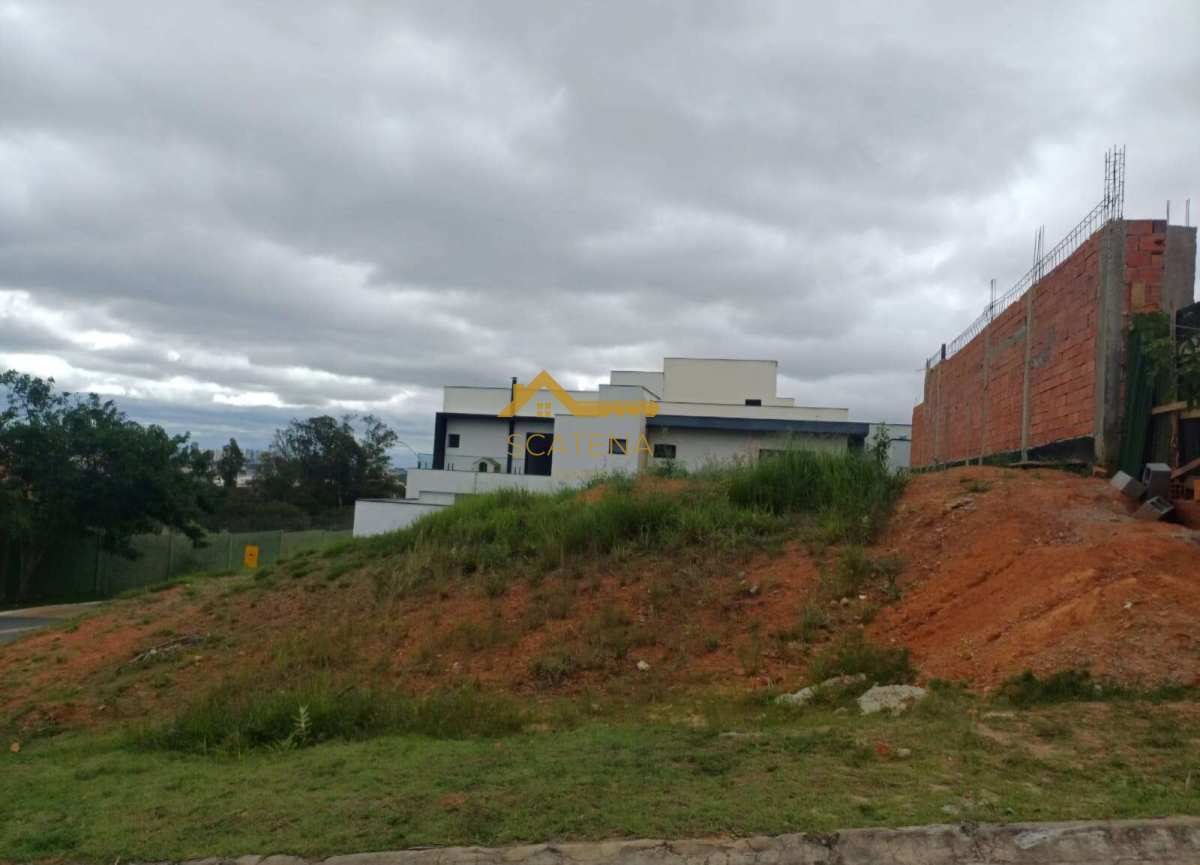  - Terreno Aclive à venda no Condomínio Sunlake em Sorocaba, 250m²