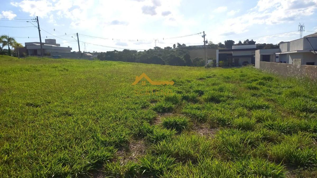  - Terreno de 1000 m² - localização Privilegiada do Condominio