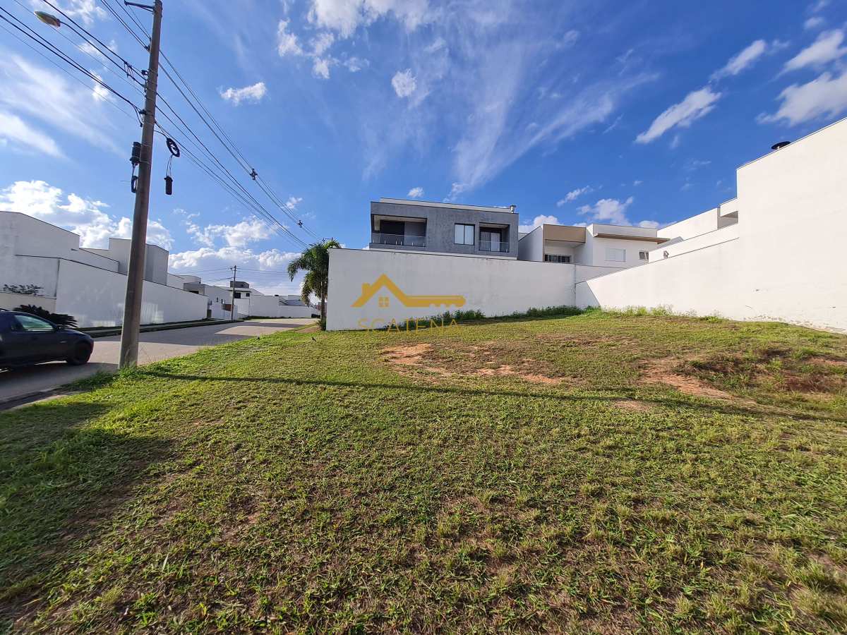  - Terreno de Esquina à Venda Condomínio Ibiti Reserva
