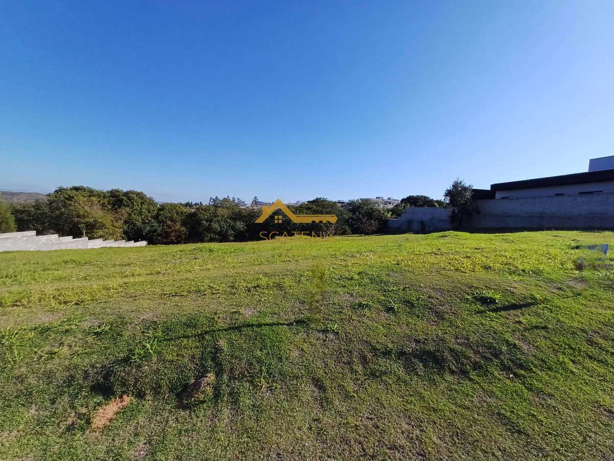 Terreno à venda no Condomínio Fazenda Alta Vista em Salto de Pirapora com 1039m²